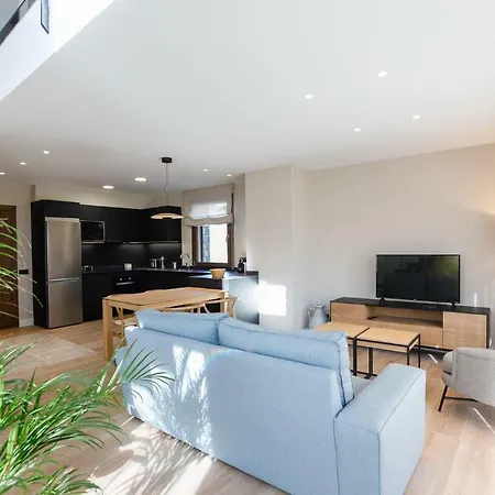 La De Silvan Apartment *